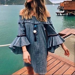 Misa Los Angeles Vanessa Off-Shoulder Denim Mini Dress size M